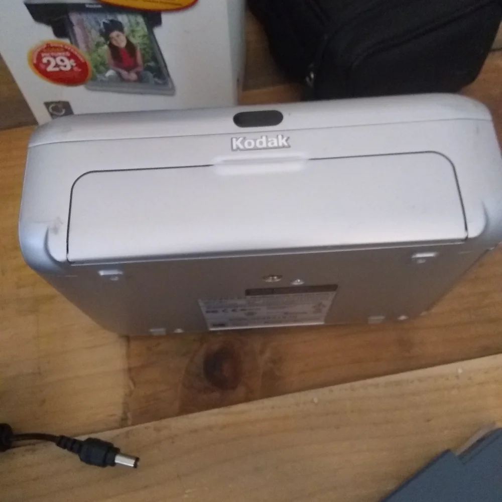 Kodak Easy Share C643 Printer Dock & Digital Camera Bundle